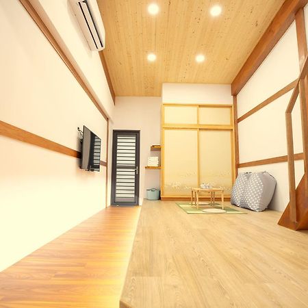 Lost Circle Homestay Tainan Dış mekan fotoğraf